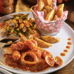 PESCADO SALSA MARISCOS